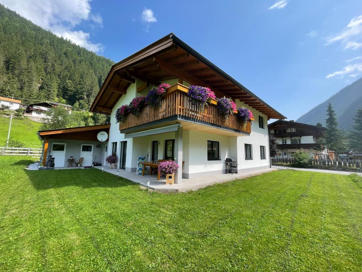 Ferienwohnung Haus Blickfang Neustift im Stubaital Exterior foto